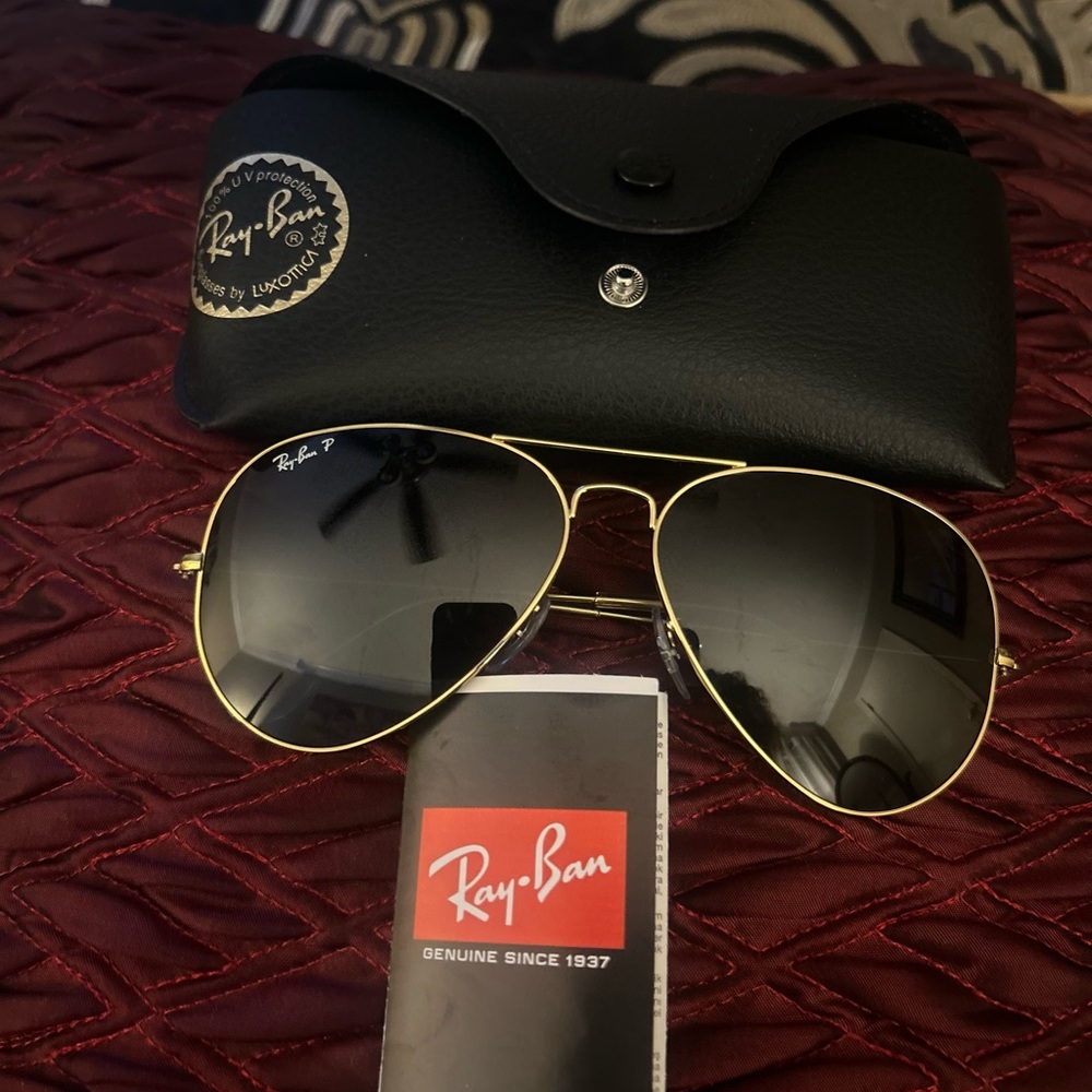 Ray-Ban Classic Gold Frame Sunglasses